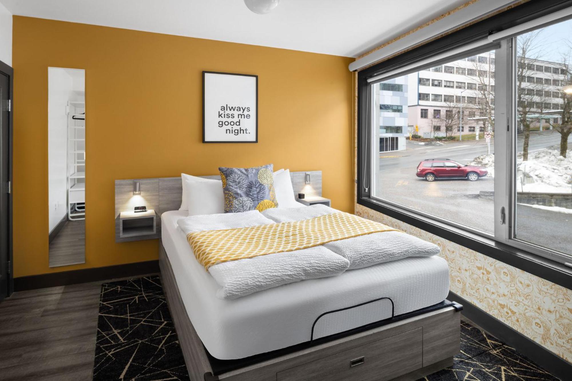 Silverbow Inn & Suites Джуно Екстер'єр фото